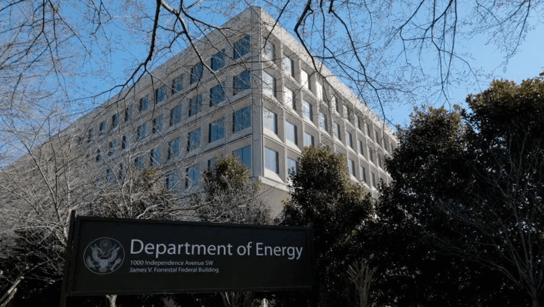 U.S. Government Attempts to Rehire Recently Fired Nuclear Workers