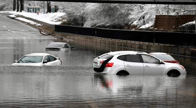 At Least 9 Dead as Winter Storm Sweeps Across the U.S.