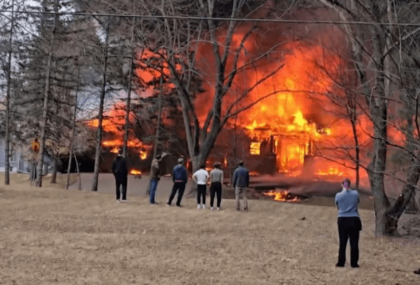 Tragic Plane Crash: Aircraft Slams into Home Near Minneapolis, No Survivals
