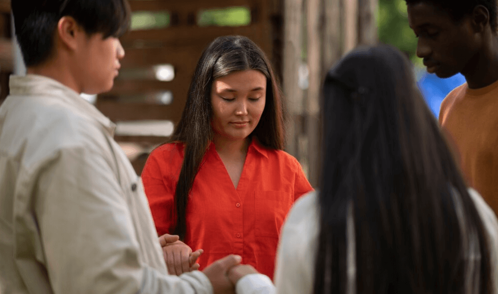 7 Promises of God That Bring Peace in Times of Anxiety